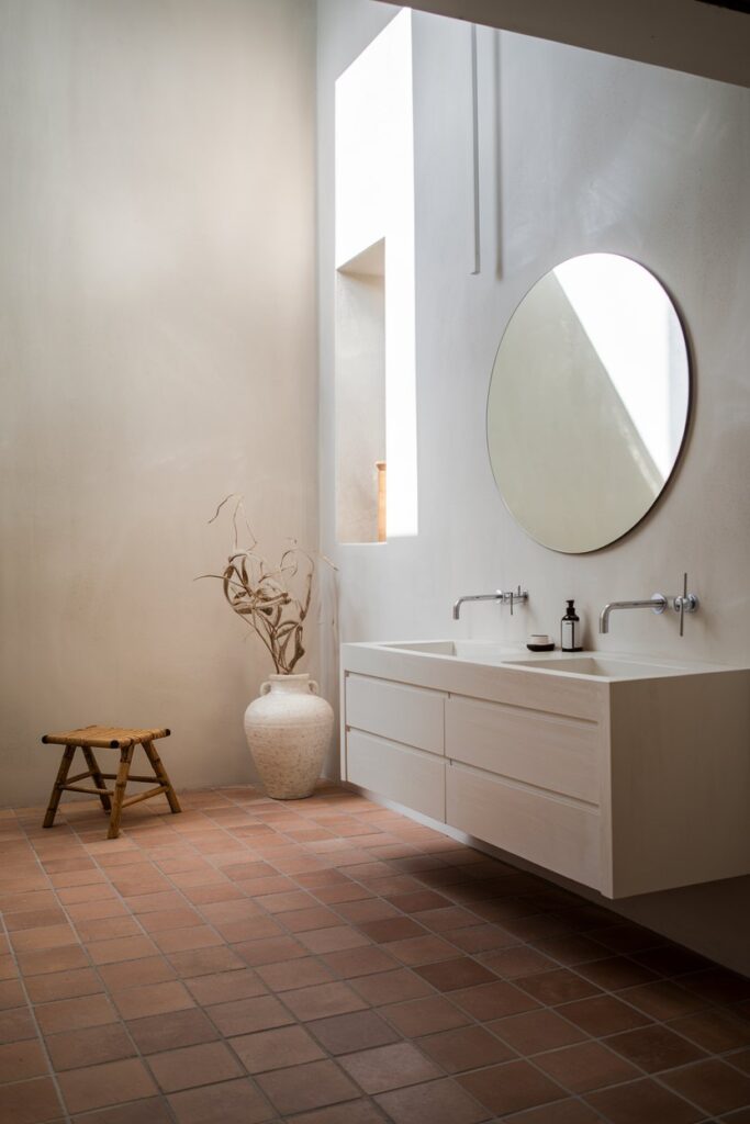 Terracotta and White Minimalist Bathroom