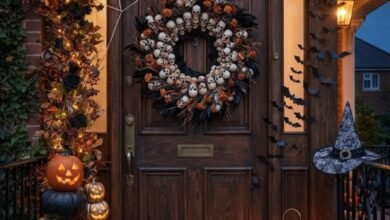30 Halloween Door Decorations Ideas That Turn Your Entryway into the Talk of the Block